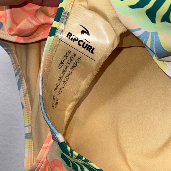 Rip Curl Follow the Sun Long Sleeve Surfsuit light orange Size Small - Picture 7 of 7